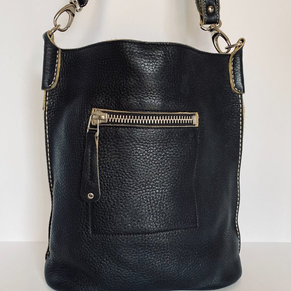 ***SOLD*** Roots Black French Parisian Bucket Bag - - Picture 2 of 7